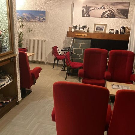 Hotel La Chaumiere A 100M Du Telecabine Saint-Gervais-les-Bains Exteriör bild